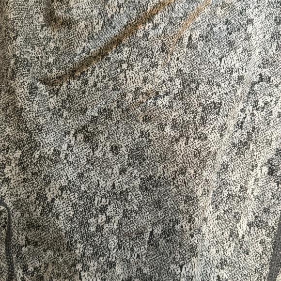 Gym shark leggings - Picture 2 of 3